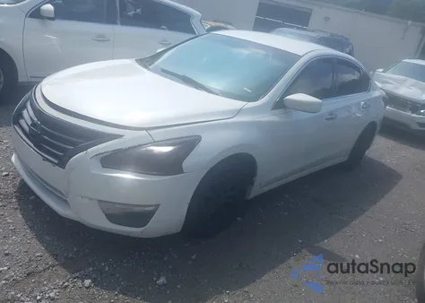 2014 Nissan Altima 2.5 S из США, поврежденный, VIN 1N4AL3AP4EC175615